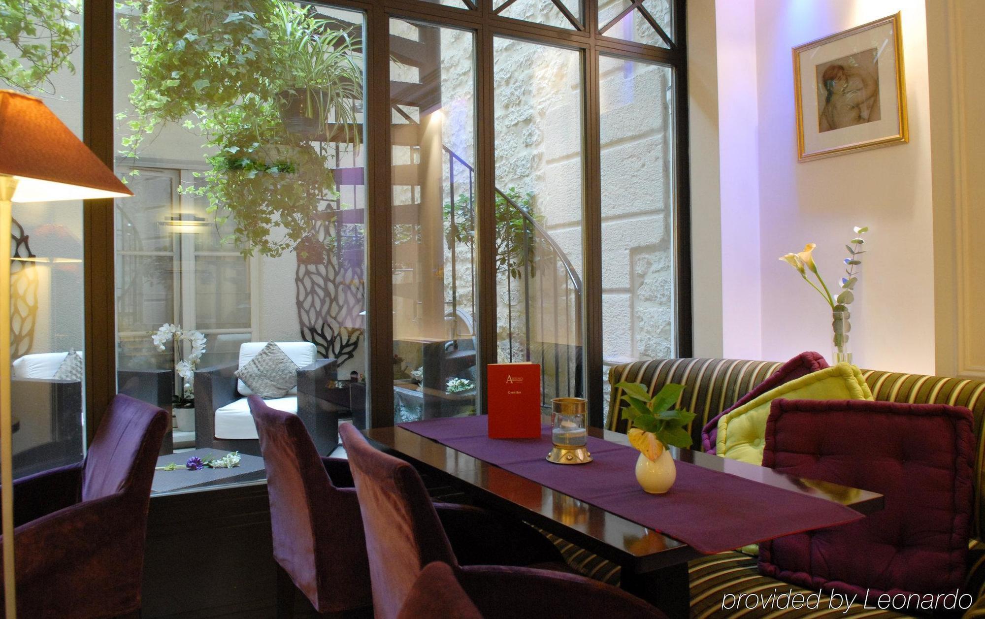 Arioso Hotel Paris Bilik gambar